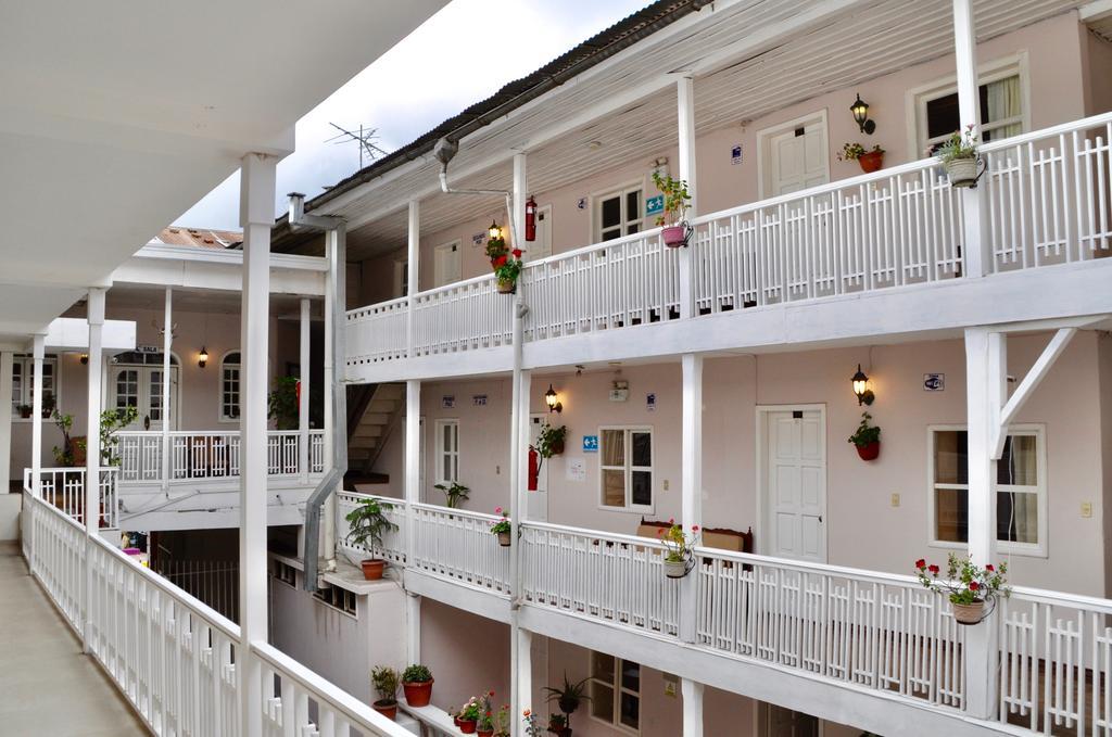 Hotel Europa Alausí Exteriér fotografie
